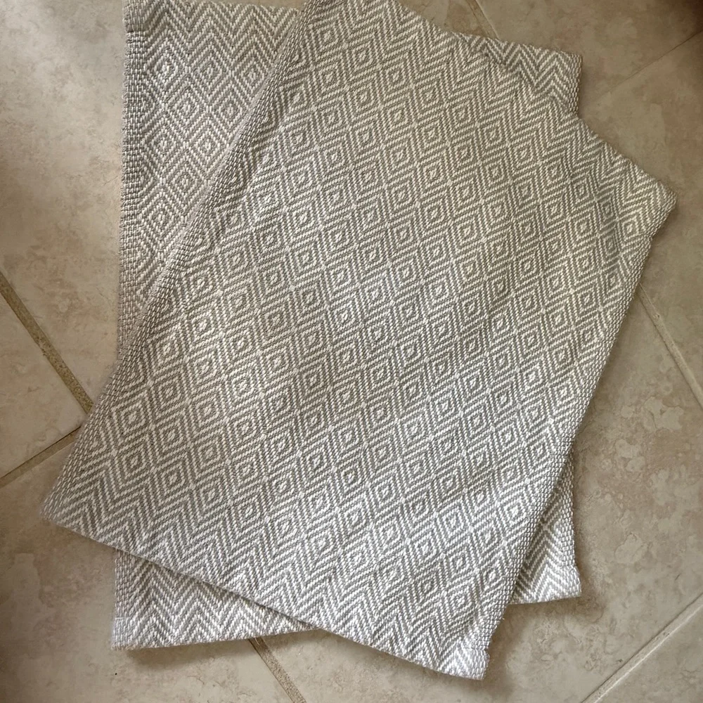 Geometric Patterned placemats
